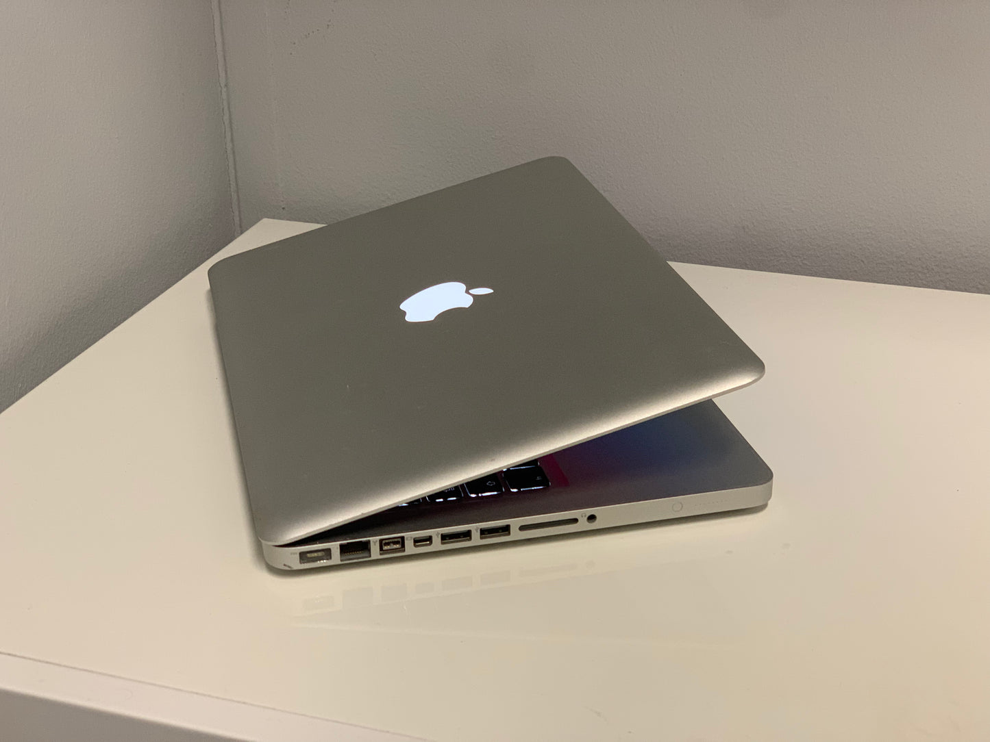 Macbook pro 13 inch | intel core i5