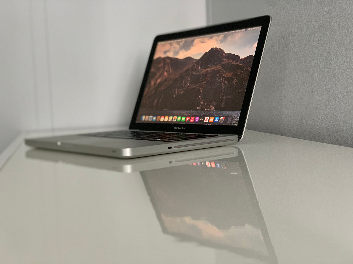 Macbook pro 13 inch | intel core i5