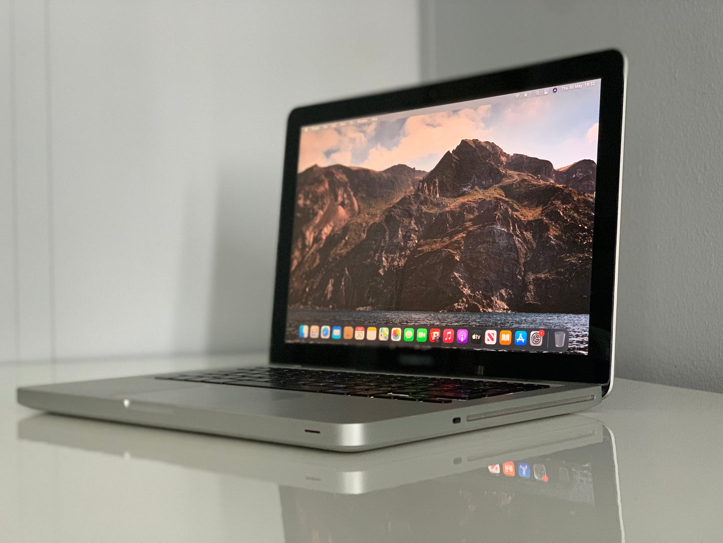 Macbook pro 13 inch | intel core i5