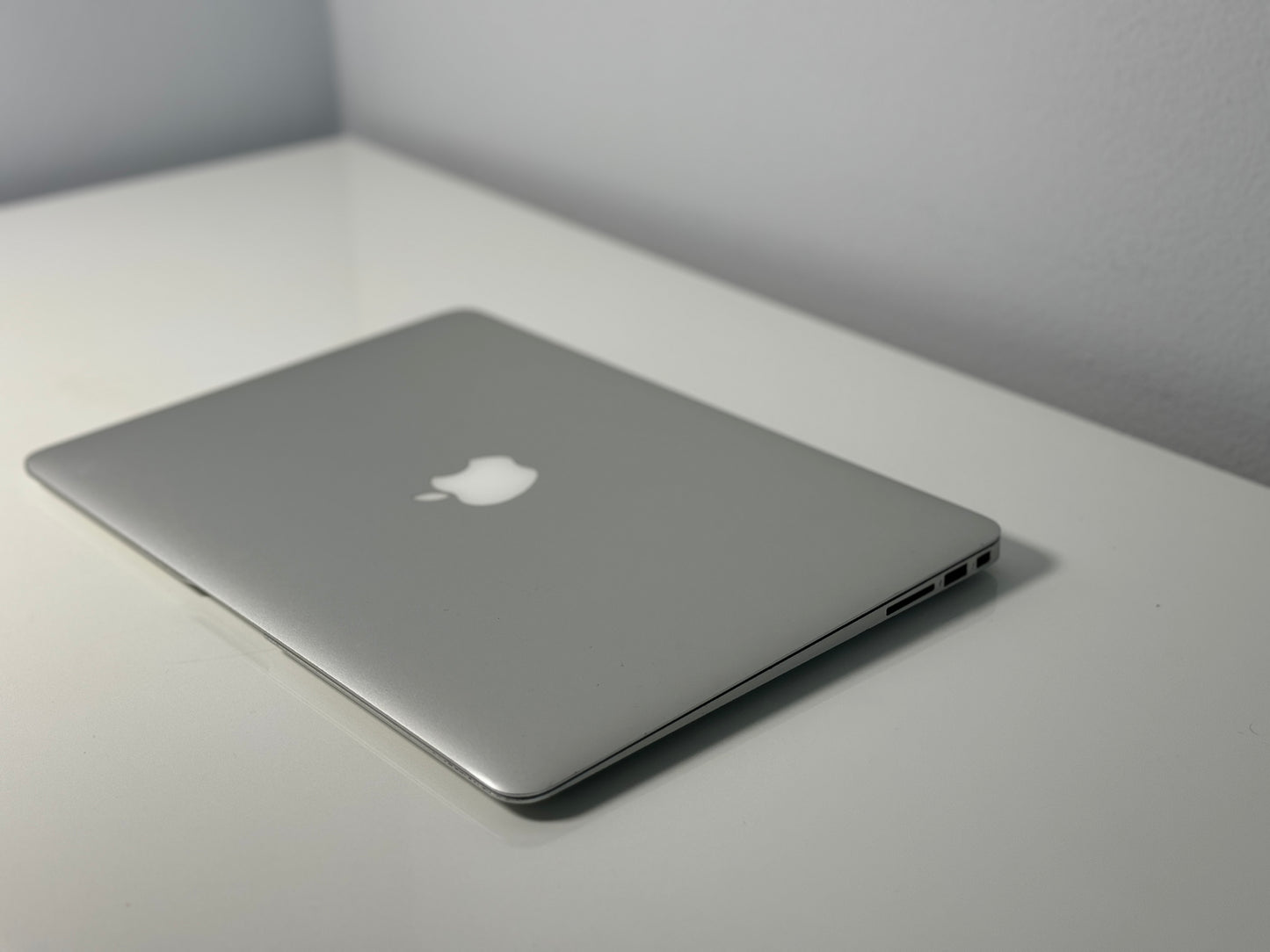 MacBook Air 13,3" Retina | Intel Core i5 | 128GB SSD | 8GB RAM | Silver (a1466)