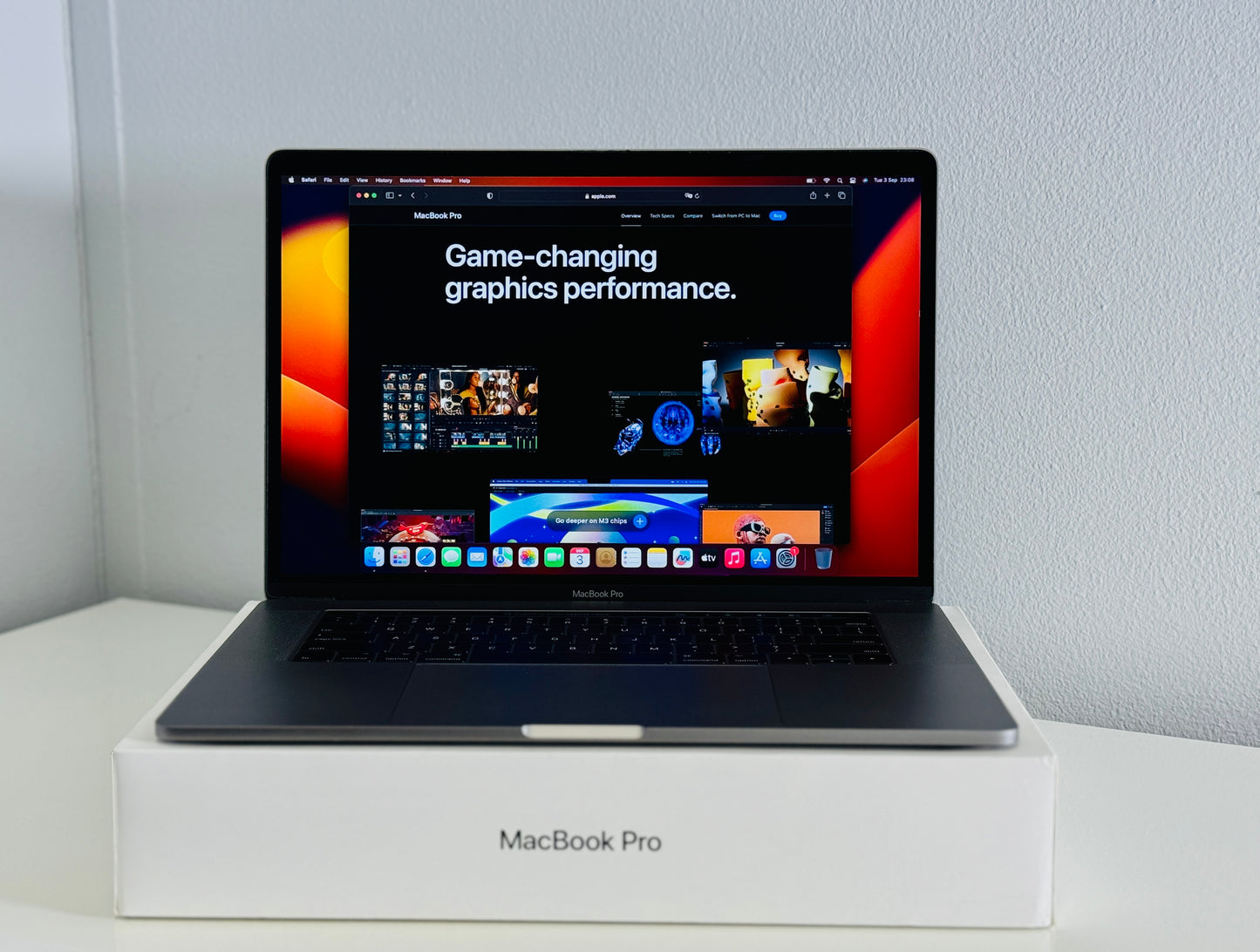 Macbook Pro 15,4" 4k Retina | Touch Bar | intel Core i7 | 512 Gb SSD | 16Gb RAM | Spacegrey (a1990)