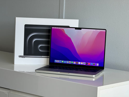 Macbook Pro 14" 8k XDR | M1 Pro | 512 Gb SSD | 16Gb RAM | Silver (A2442)