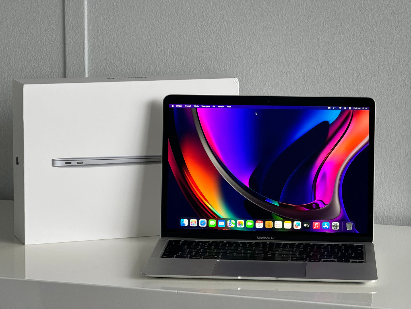 Macbook Air 13.3" 4k Retina | 8-core M1 | 256 Gb SSD | 8Gb RAM | Silver (A2337)