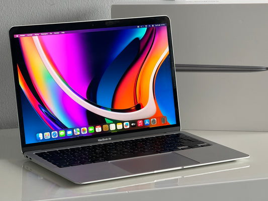 Macbook Air 13.3" 4k Retina | 8-core M1 | 256 Gb SSD | 8Gb RAM | Silver (A2337)