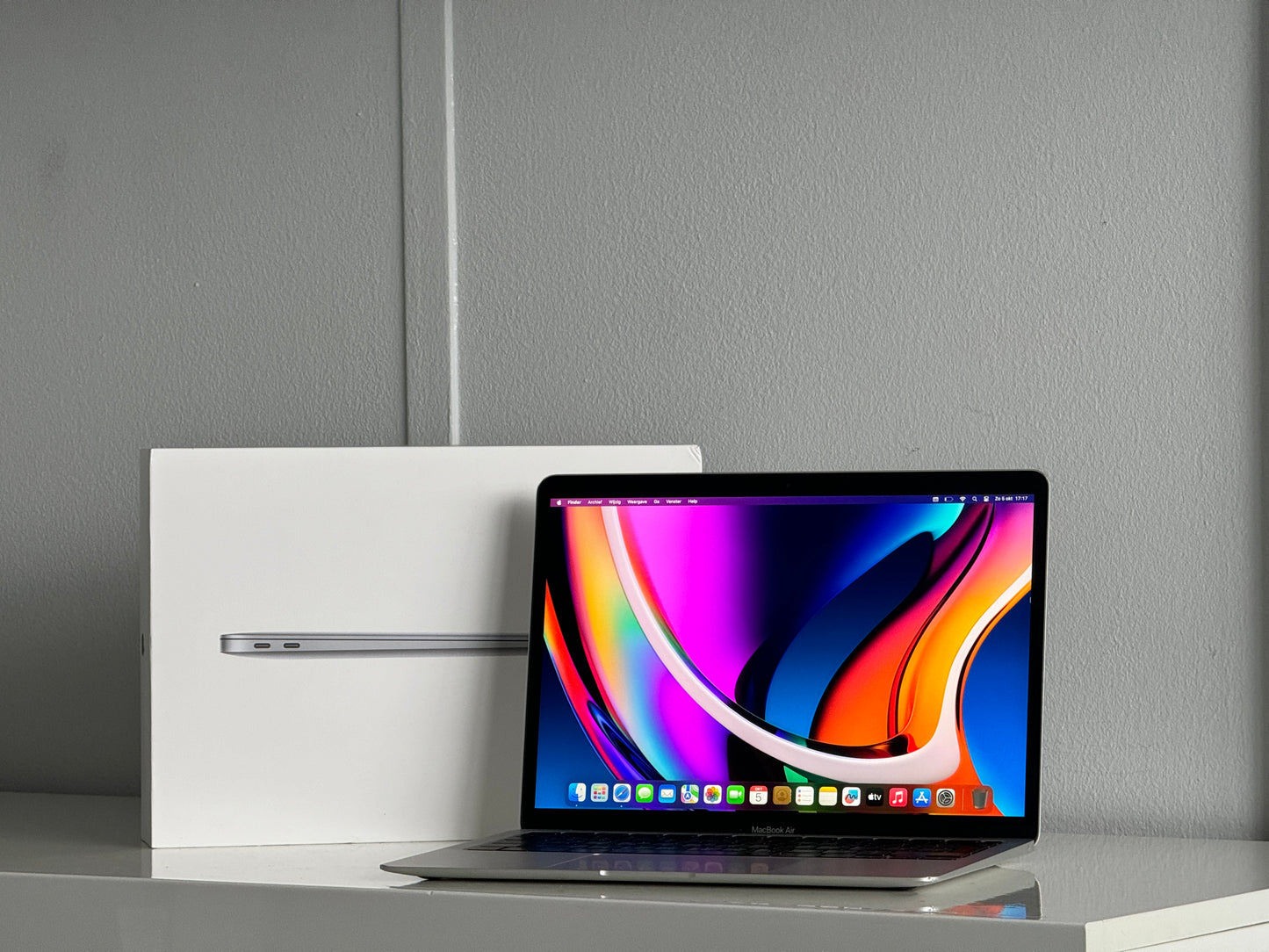 Macbook Air 13.3" 4k Retina | 8-core M1 | 256 Gb SSD | 8Gb RAM | Silver (A2337)