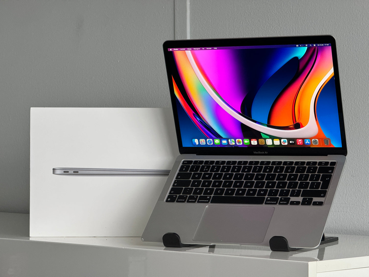 Macbook Air 13.3" 4k Retina | 8-core M1 | 256 Gb SSD | 8Gb RAM | Silver (A2337)