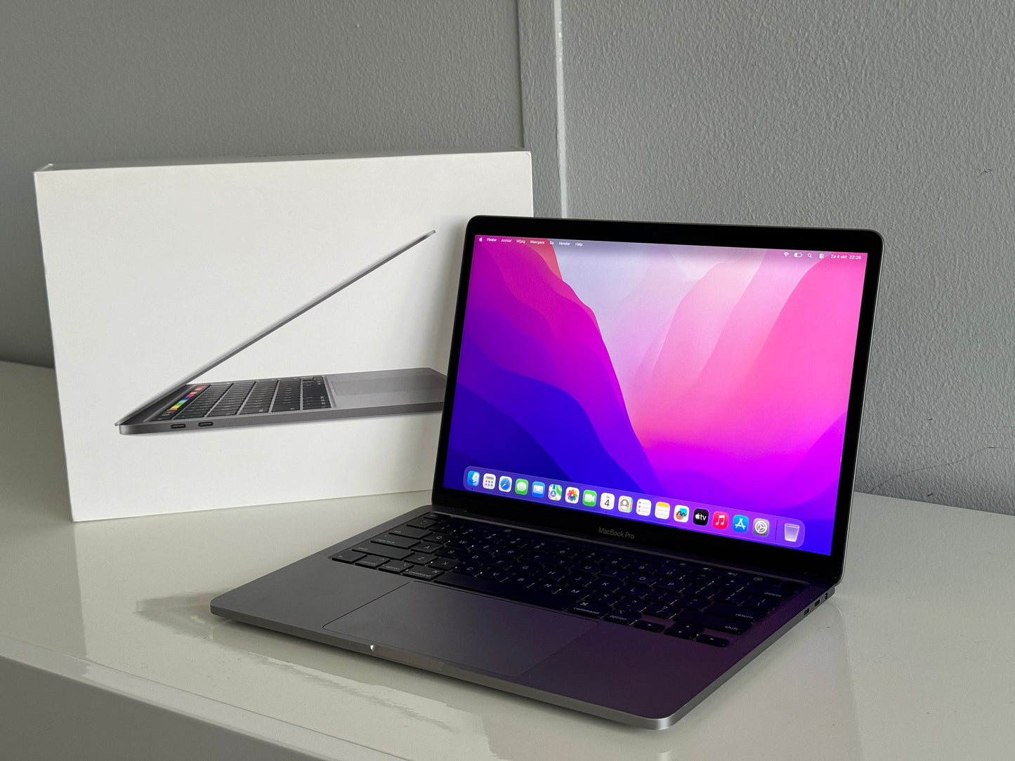 Macbook Pro 13,3" 4k Retina | Touch Bar | intel Core i7 | 500 Gb SSD | 16Gb RAM | Spacegrey