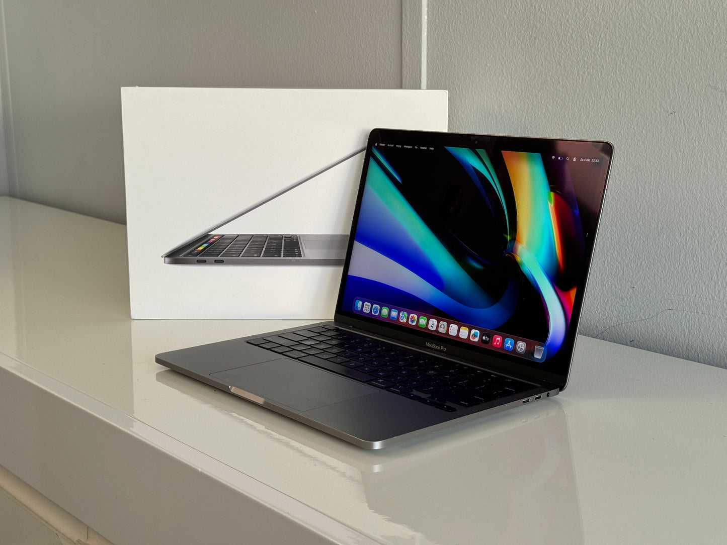 Macbook Pro 13,3" 4k Retina | Touch Bar | intel Core i7 | 500 Gb SSD | 16Gb RAM | Spacegrey