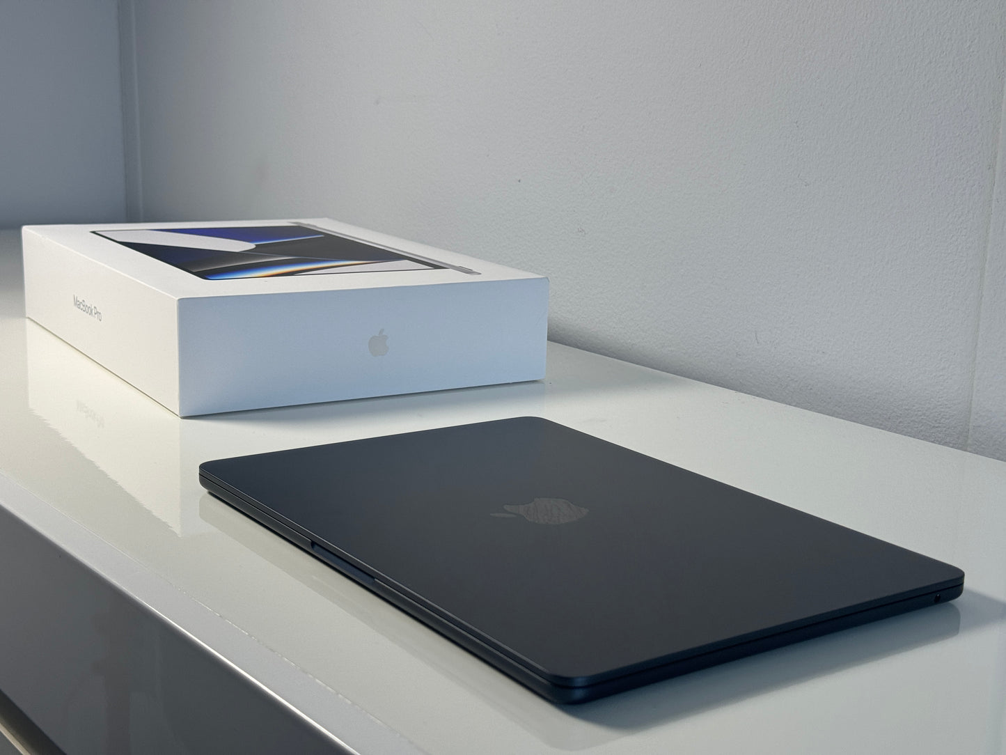 Macbook Air M3 13,6" 4K XDR Display | 8-core M3 | 16Gb RAM | 256Gb SSD | (2023)