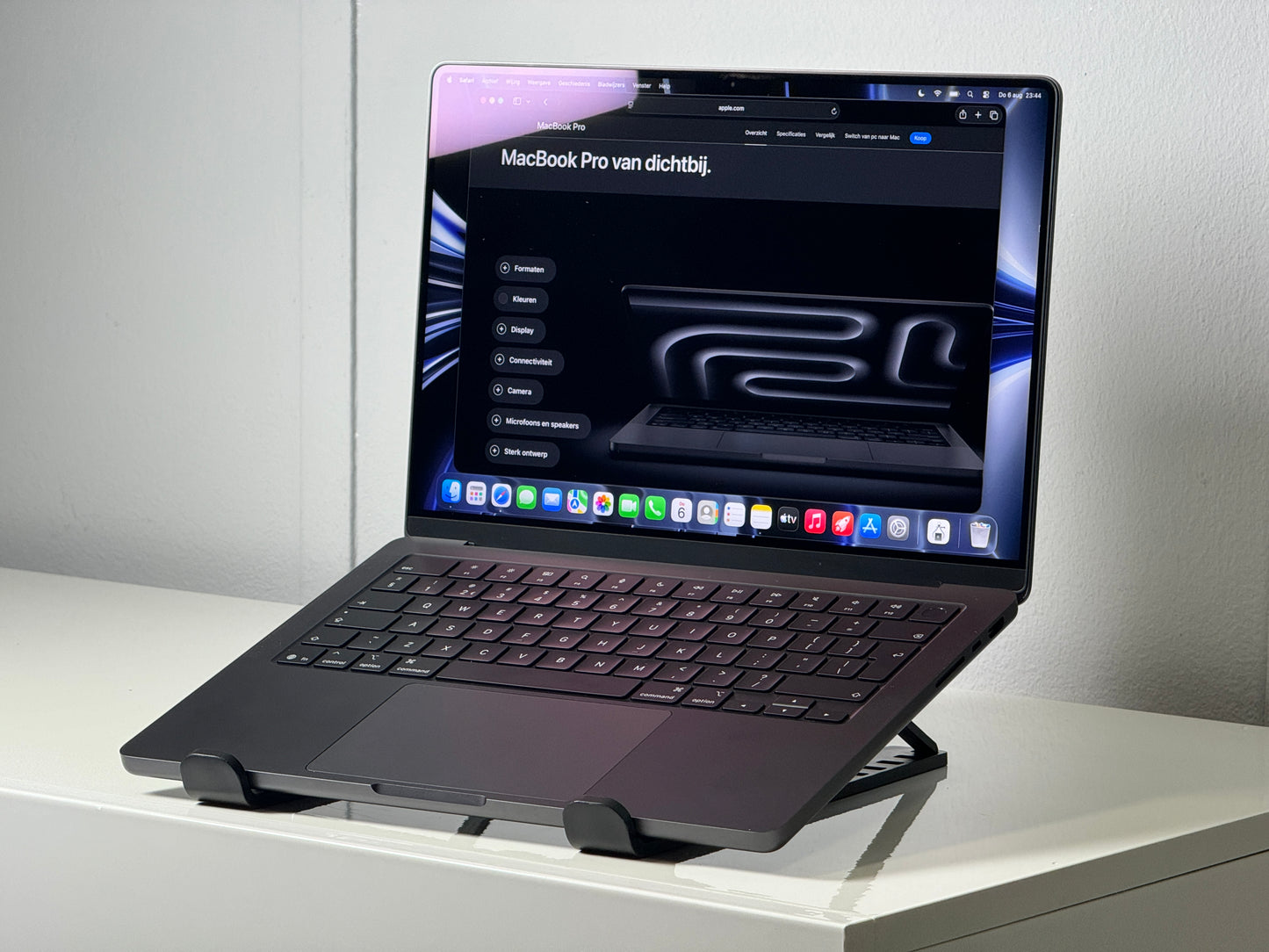 Macbook Pro 14" 4K XDR Display | M4 Pro | 512GB SSD | 24GB RAM Space Black (2024)
