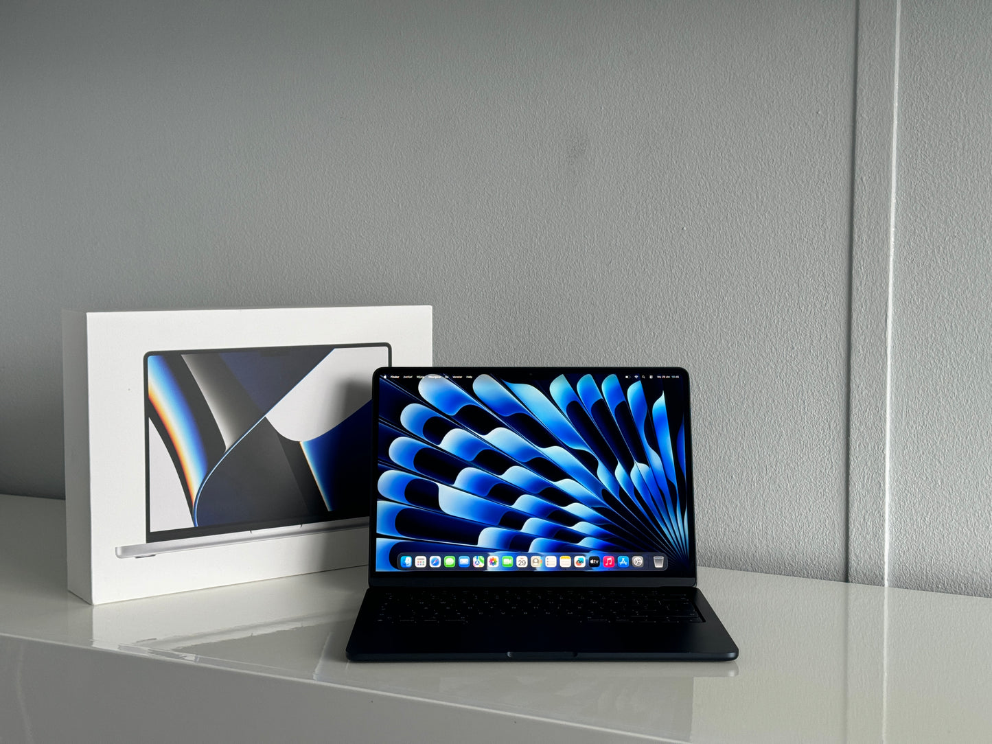 Macbook Air M3 13,6" 4K XDR Display | 8-core M3 | 16Gb RAM | 256Gb SSD | (2023)