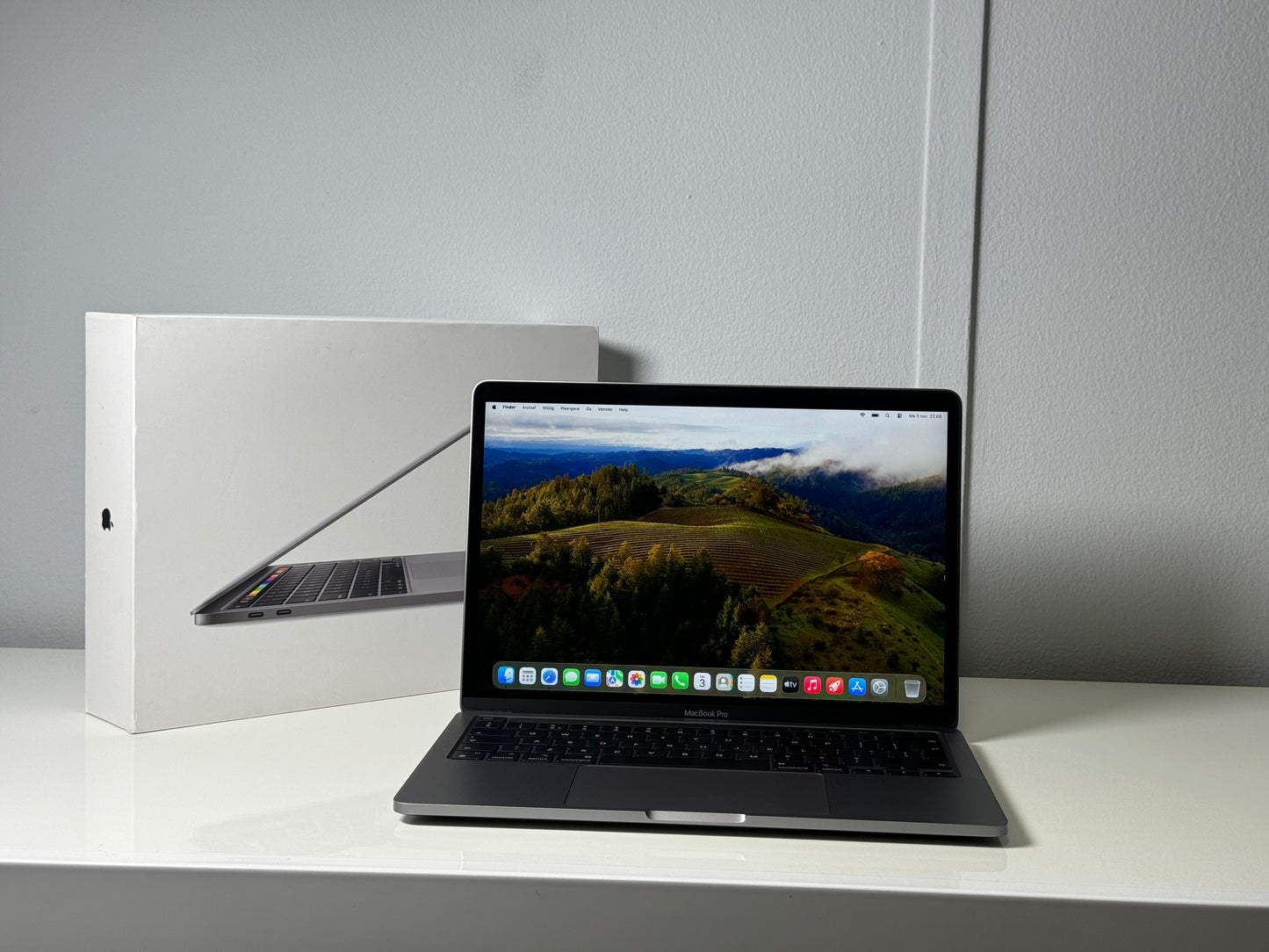 Macbook Pro 13,3" 4k Retina | intel Core i5 | 256 Gb SSD | 8Gb RAM | Spacegrey