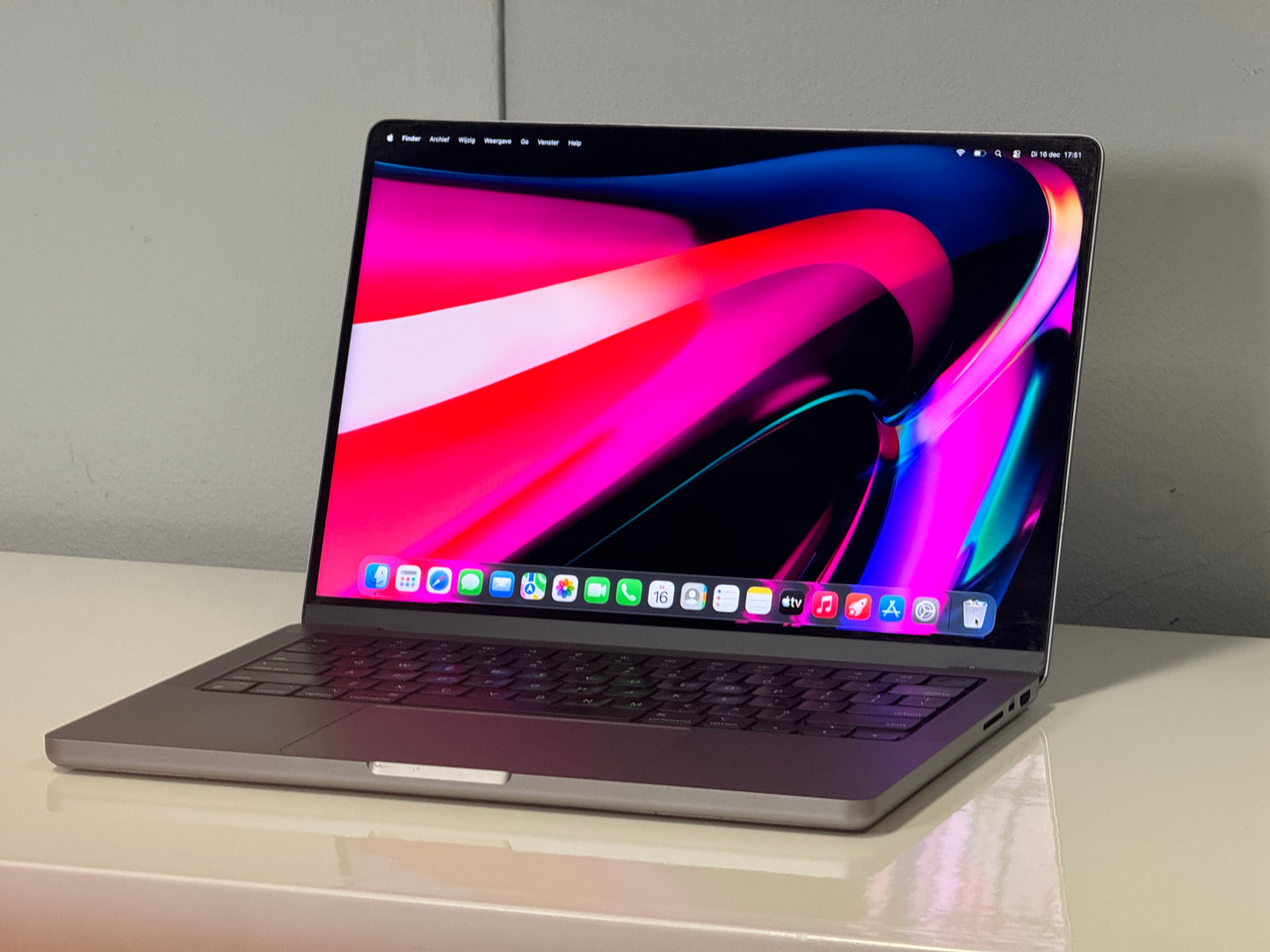 Macbook Pro 14" XDR | M1 Pro | 1000 Gb SSD | 16Gb RAM | Spacegrey (A2442)