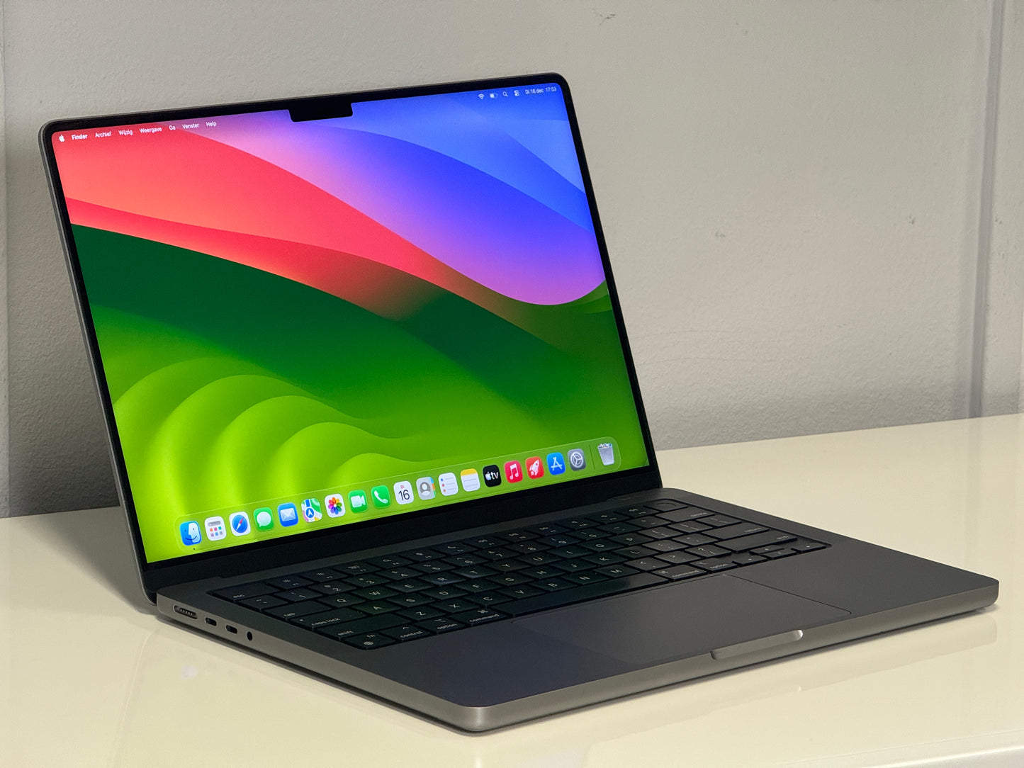 Macbook Pro 14" XDR | M1 Pro | 1000 Gb SSD | 16Gb RAM | Spacegrey (A2442)