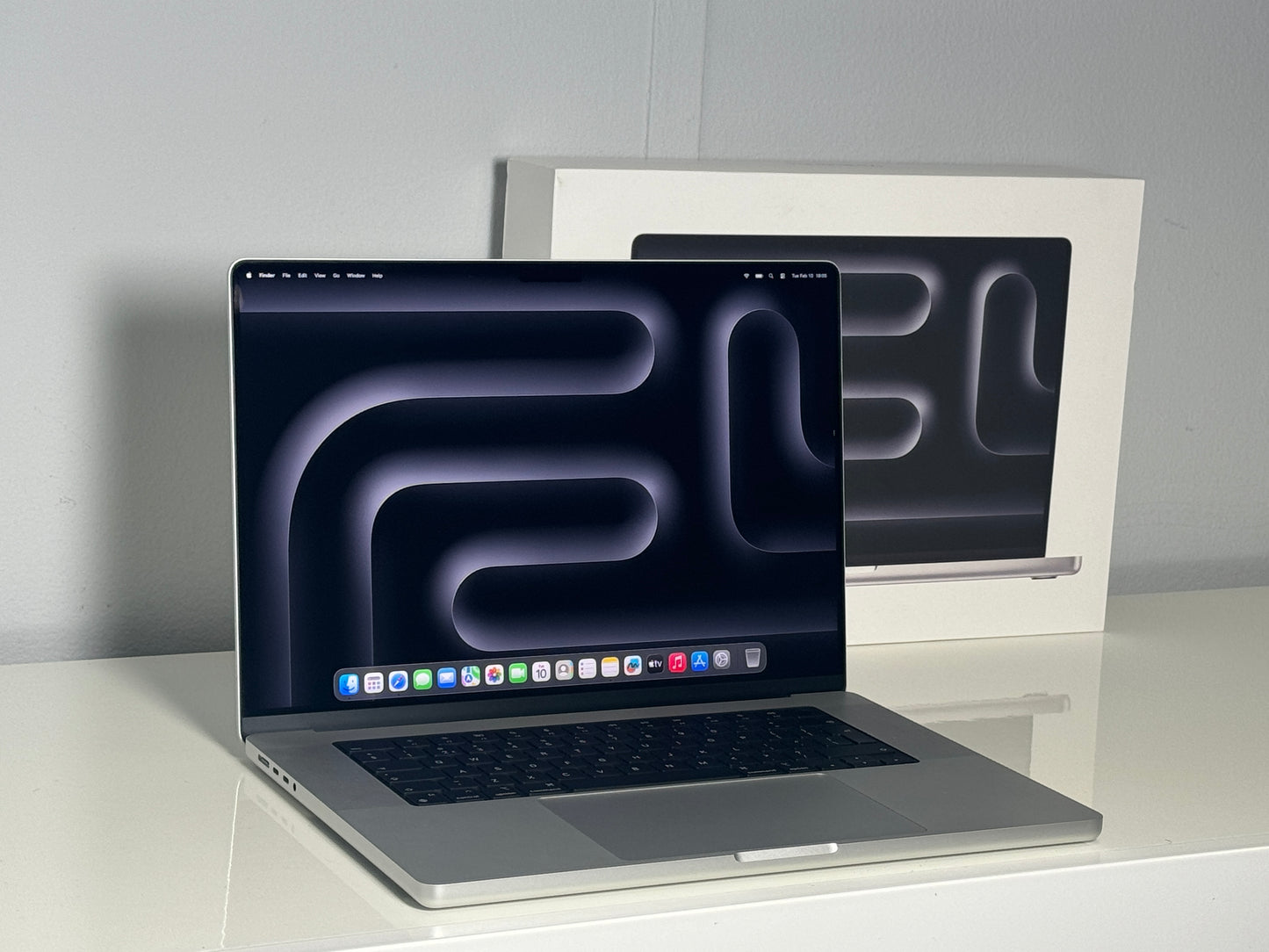 Macbook Pro 16" 4K XDR Display | M4 Pro | 24GB RAM | 512GB SSD (2024)