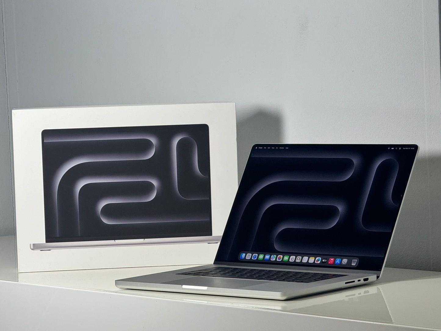 Macbook Pro 16" 4K XDR Display | M4 Pro | 24GB RAM | 512GB SSD (2024)