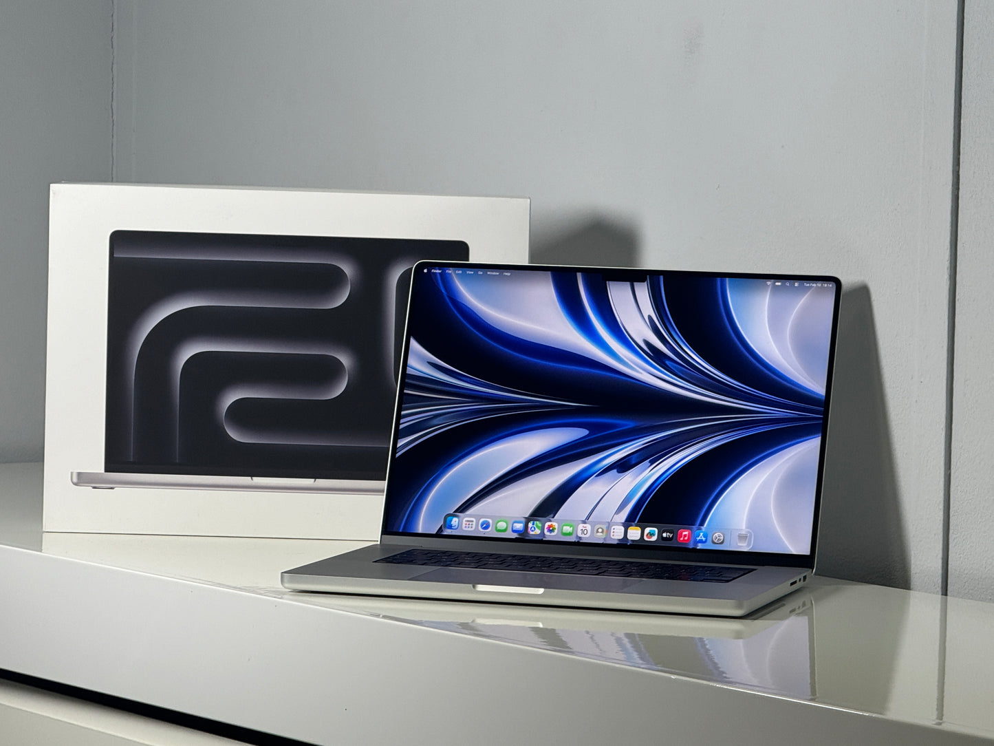 Macbook Pro 16" 4K XDR Display | M4 Pro | 24GB RAM | 512GB SSD (2024)