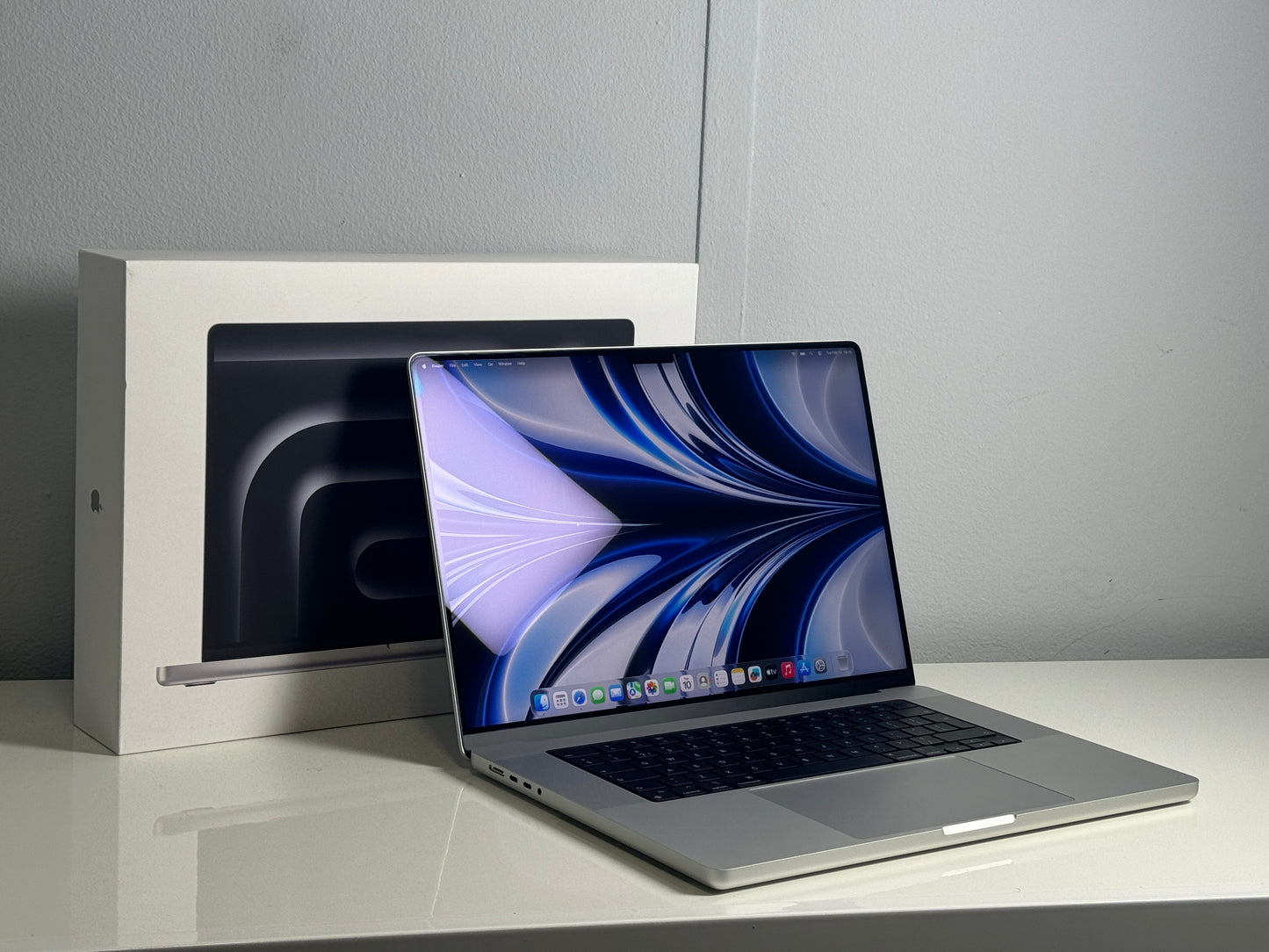 Macbook Pro 16" 4K XDR Display | M4 Pro | 24GB RAM | 512GB SSD (2024)