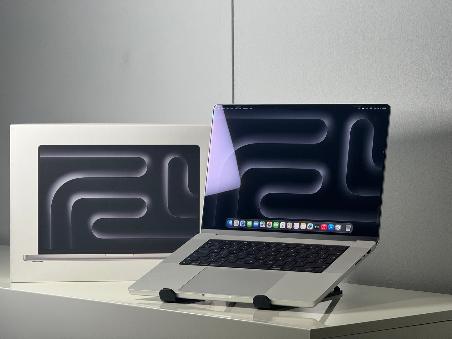 Macbook Pro 16" 4K XDR Display | M4 Pro | 24GB RAM | 512GB SSD (2024)