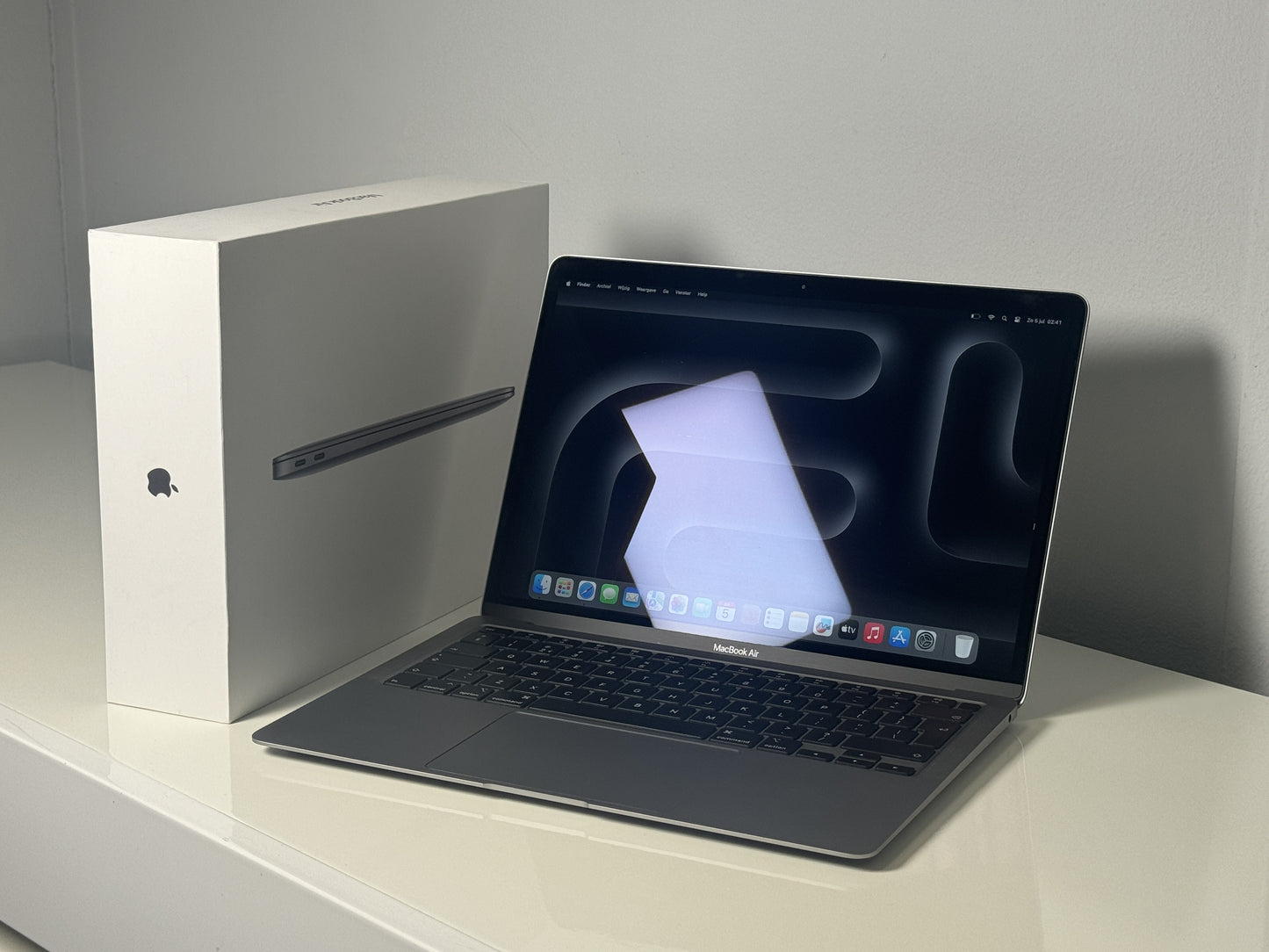 Macbook Air 2020 Liquid retina | intel core i3 | 256GB SSD | 8Gb RAM (a2179)