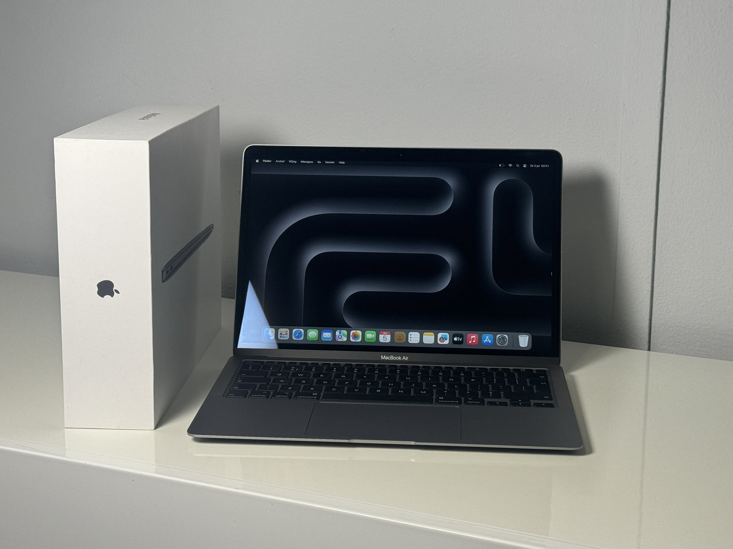 Macbook Air 2020 Liquid retina | intel core i3 | 256GB SSD | 8Gb RAM (a2179)