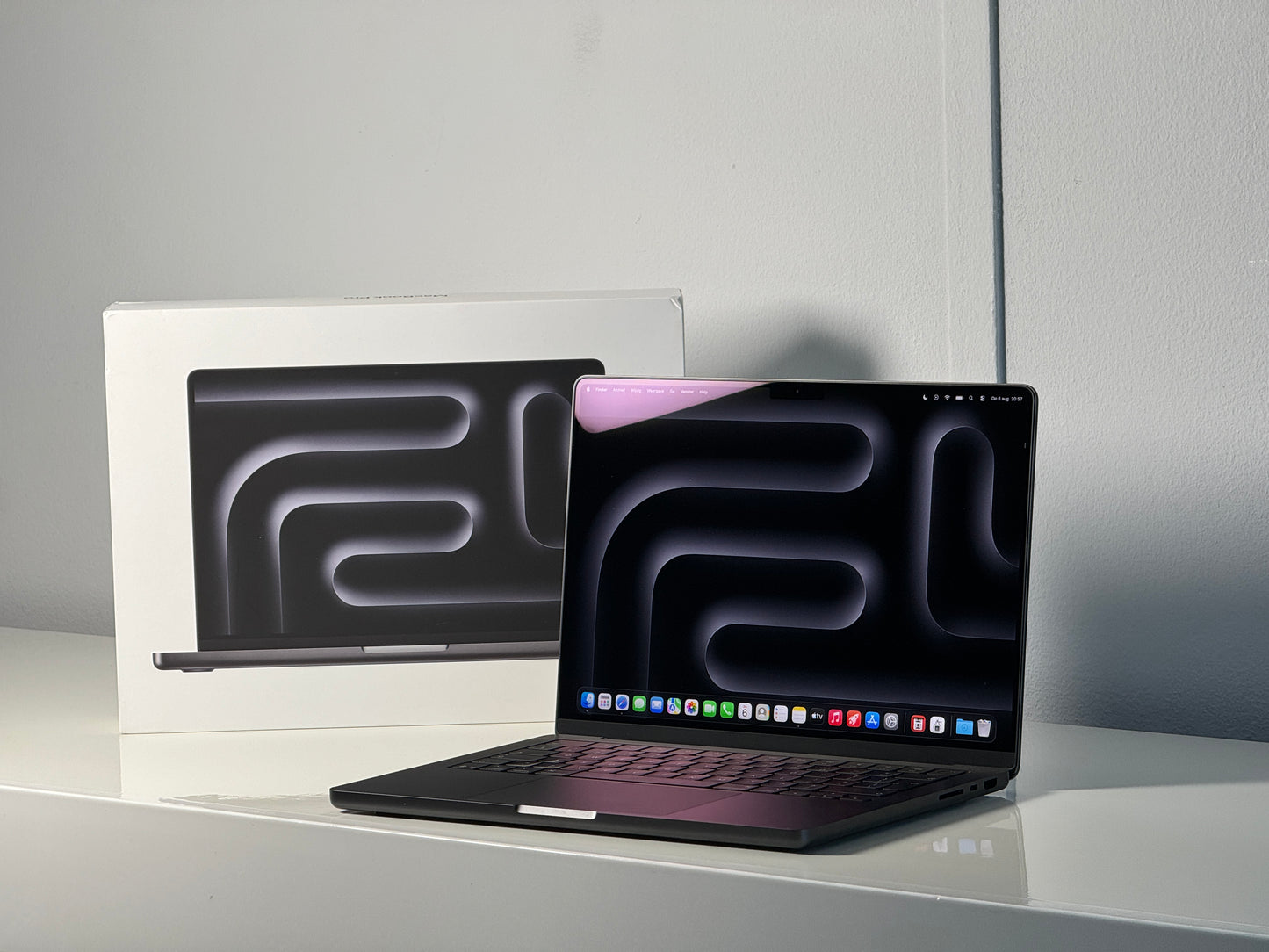 Macbook Pro 14" 4K XDR Display | M3 MAX | 1000GB SSD | 36GB RAM Space Black (2023)