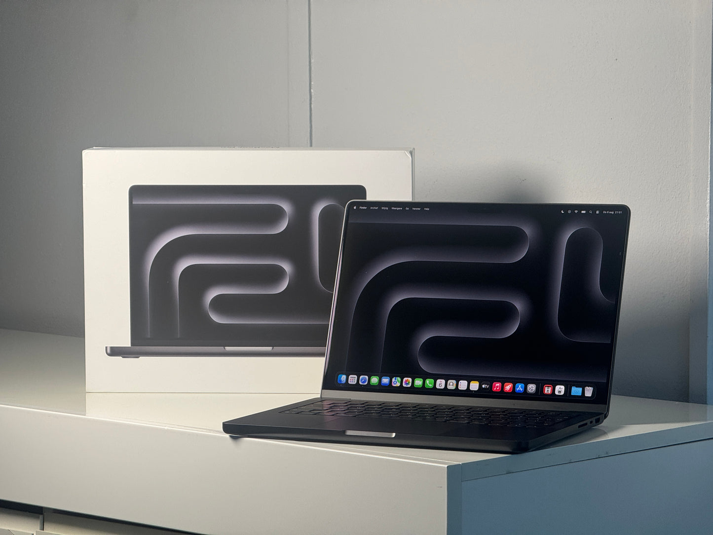 Macbook Pro 14" 4K XDR Display | M3 MAX | 1000GB SSD | 36GB RAM Space Black (2023)