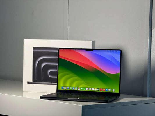 Macbook Pro 14" 4K XDR Display | M5 | 512GB SSD | 16GB RAM Space Black (2025)