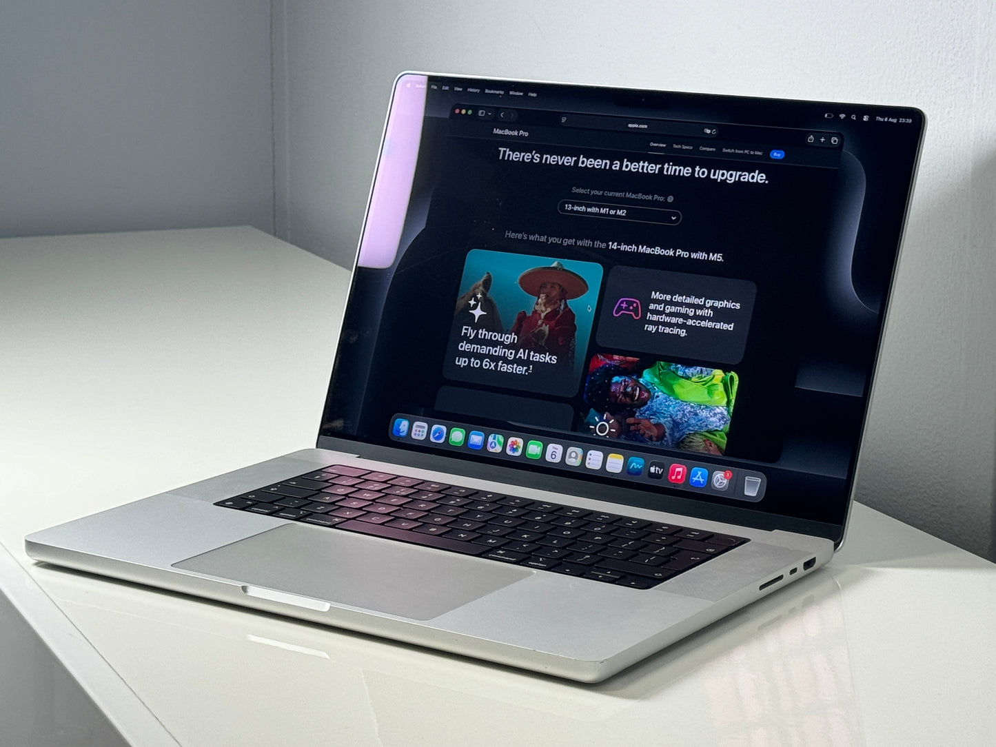 Macbook Pro 16" 4K XDR Display | M1 Pro | 1000GB SSD | 16GB RAM (A2442)